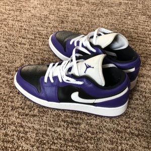 Air Jordan 1 Low “Court Purple Black”